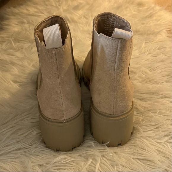 Steve Madden Women's Howler Ankle Boot - Picture 2 of 5